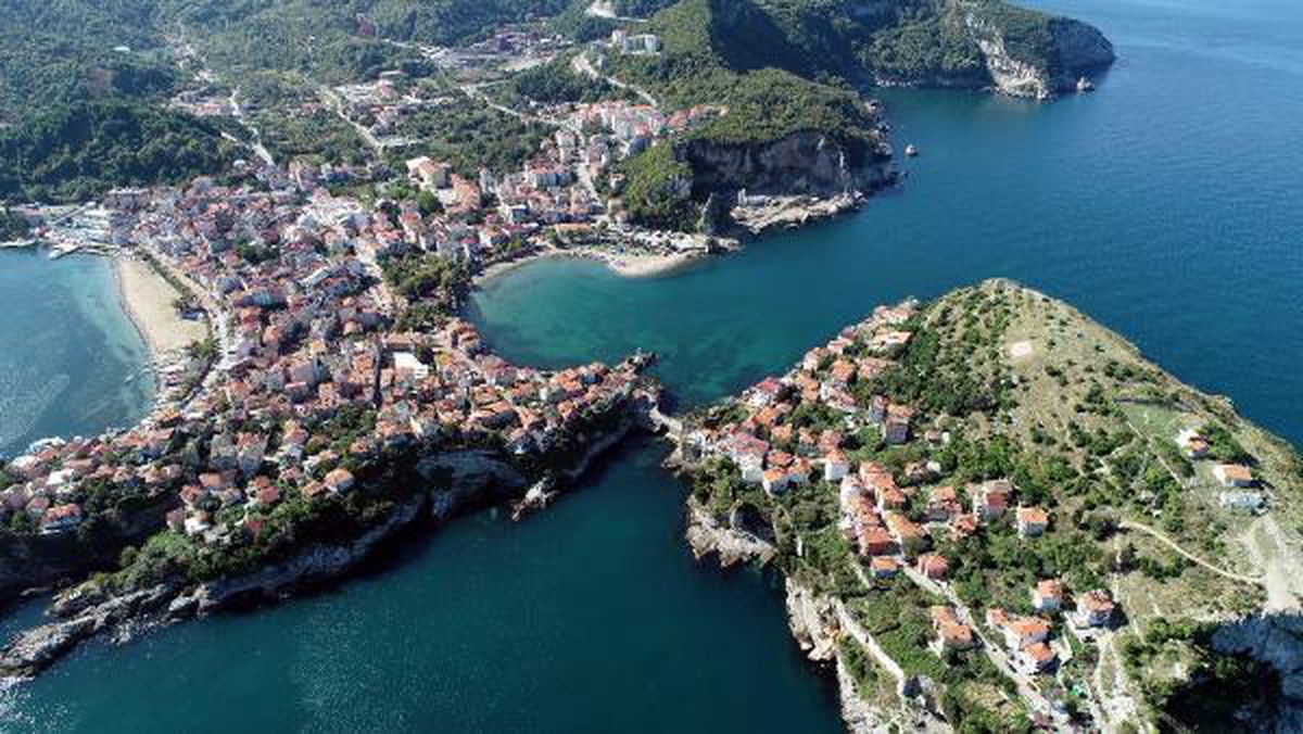 Oteller bayram öncesinde yüzde 100 doldu! 6 bin nüfuslu Amasra'ya 200 bin turist bekleniyor