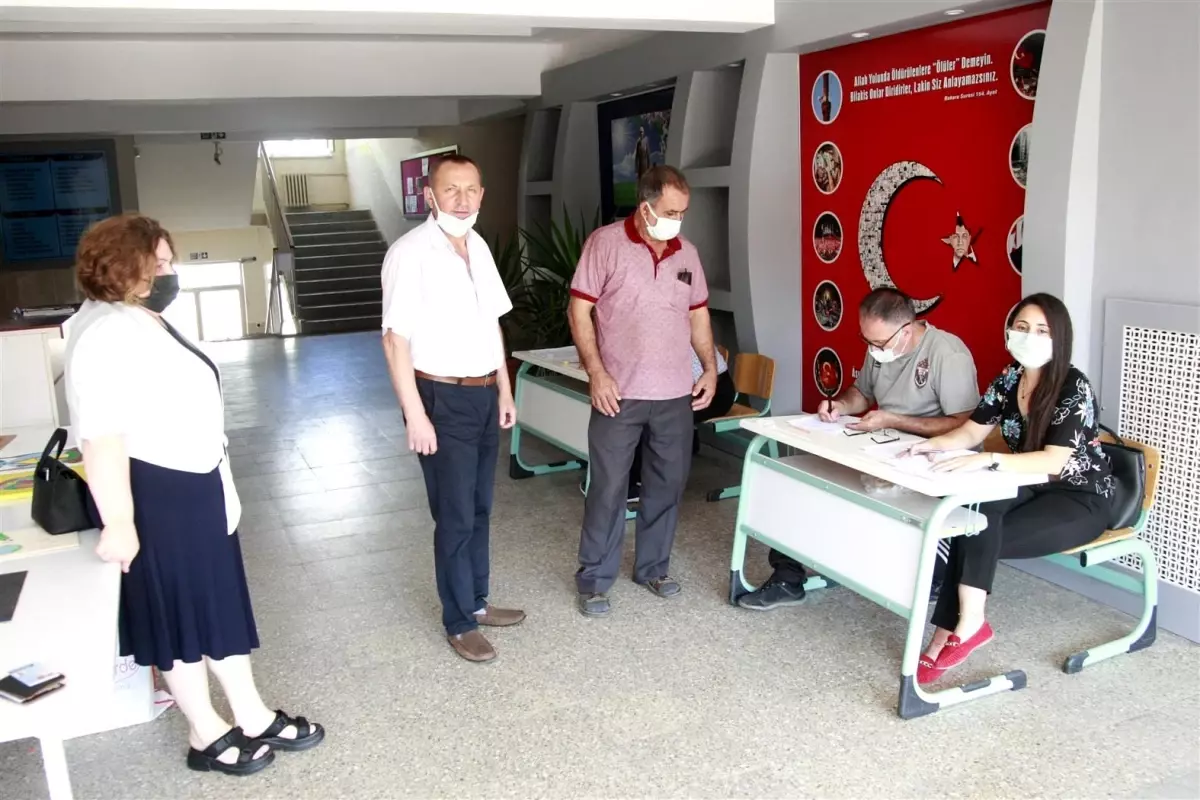 Bulgaristan seçimleri için oy verme işlemi başladı