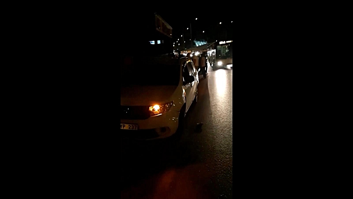 Bursa'da alkollü sürücü çöp toplayıcısına çarptı