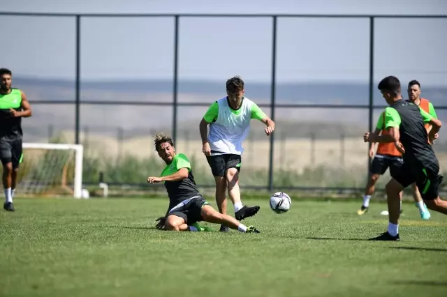 Bursaspor, yeni sezon hazırlıklarını sürdürdü
