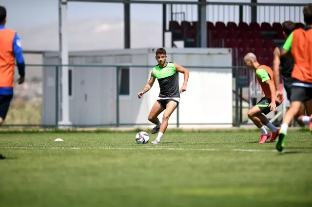Bursaspor, yeni sezon hazırlıklarını sürdürdü