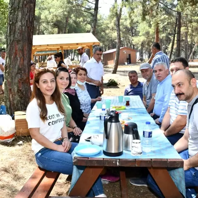 Dünya nüfus gününe özel nüfus müdürlüğünden piknik etkinliği
