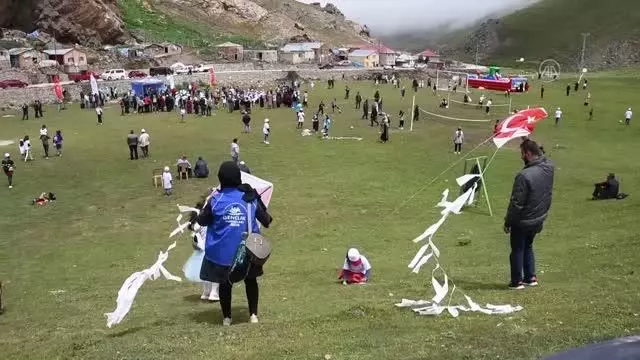 GÜMÜŞHANE - Taşköprü Yaylası'nda yayla sporları şenliği düzenlendi