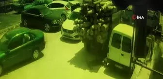 Malatya: Son dakika haberi: İki aracın arasına sıkışarak ölümden döndü...O anlar kamerada Malatya: Son dakika haberi: İki aracın arasına sıkışarak ölümden döndü...O anlar kamerada