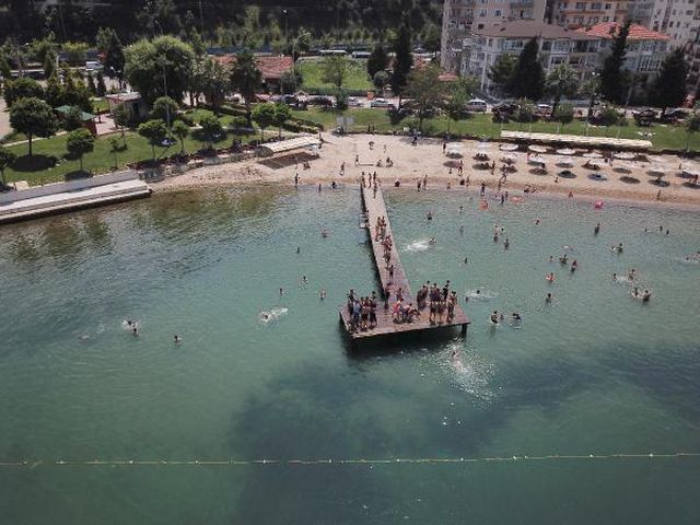 izmit korfezi nde musilaj temizlenince mavi 10 14260414 o