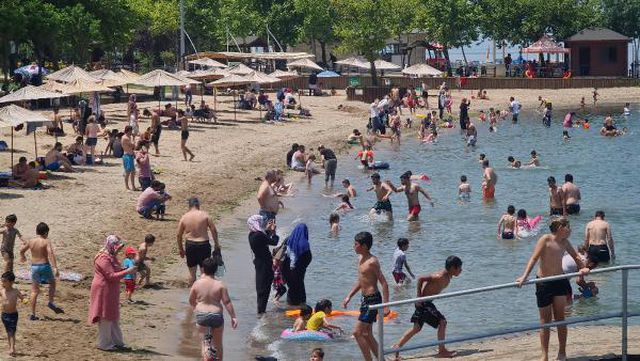 izmit korfezi nde musilaj temizlenince mavi 2 14260414 o