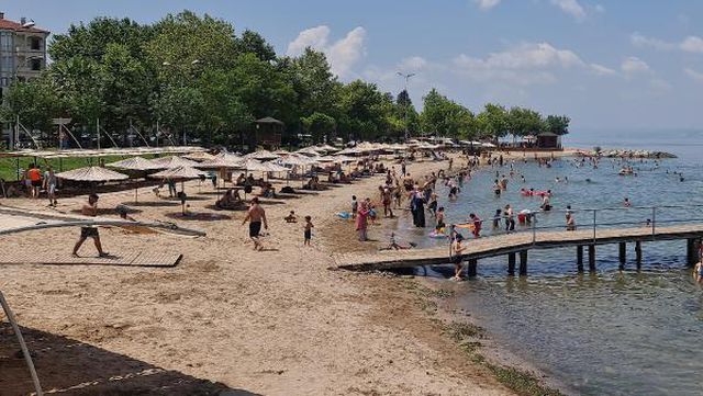 izmit korfezi nde musilaj temizlenince mavi 3 14260414 o