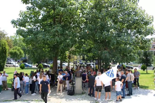 Kuzey Makedonya ve Kosova'da Srebrenitsa Soykırımı kurbanları anıldı