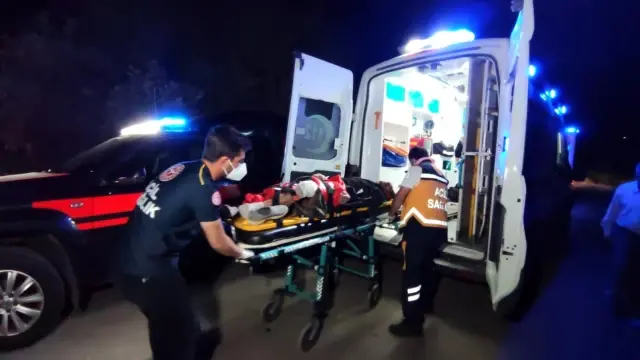 Son dakika haberi... Mültecileri taşıyan minibüs kaza yaptı: 12 ölü, 20 yaralı