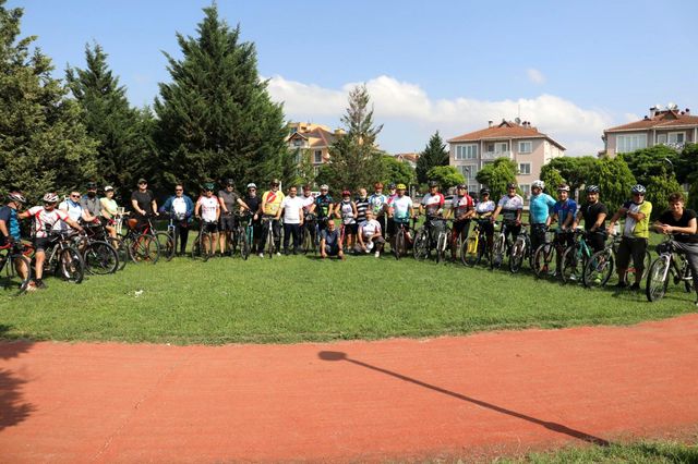 pedallar saglikli yasam icin cevriliyor 2 14260362 o