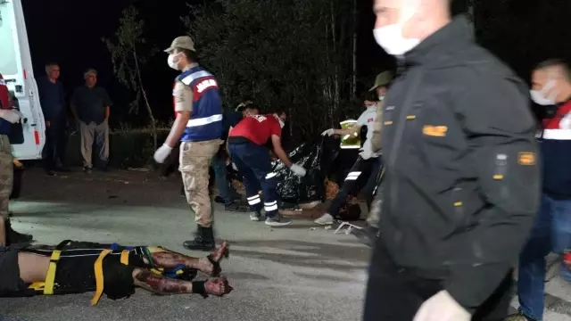 Son dakika haberi... Mültecileri taşıyan minibüs kaza yaptı: 12 ölü, 20 yaralı