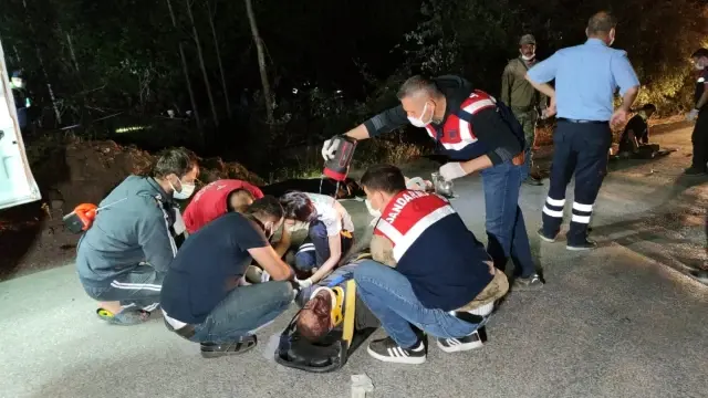 Son dakika haberi... Mültecileri taşıyan minibüs kaza yaptı: 12 ölü, 20 yaralı