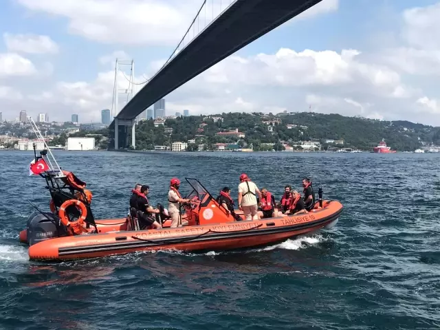 15 Temmuz'u unutturmamak adına sualtına daldılar