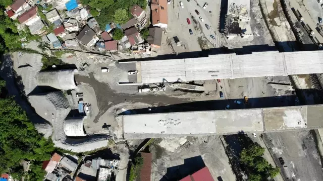 Zonguldak'ta 45 yıllık hayal gerçek oluyor! 30 dakikalık yol 5 dakikaya inecek Zonguldak'ta 45 yıllık hayal gerçek oluyor! 30 dakikalık yol 5 dakikaya inecek