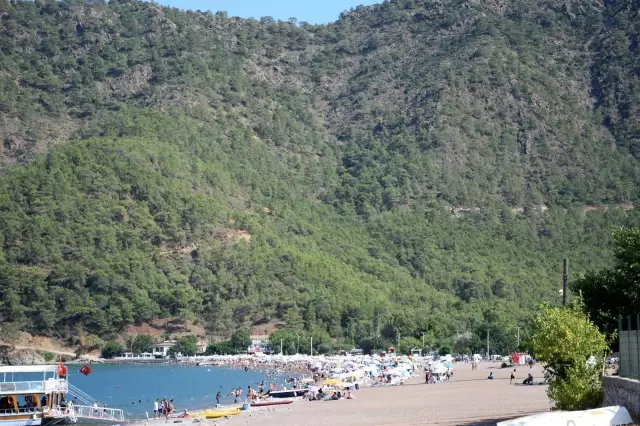 Adrasan bayramda nüfusunun 10 katı tatilciyi ağırlayamaya hazırlanıyor