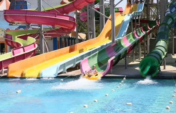 ANTALYA'DA BAYRAM REZERVASYONLARINDA DOLULUK YÜZDE 100'E ULAŞTI
