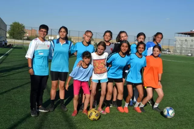 Batman'ın ilk kadın futbol başkanı ve antrenöründen spor severlere çağrı