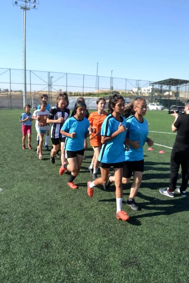 Batman'ın ilk kadın futbol başkanı ve antrenöründen spor severlere çağrı