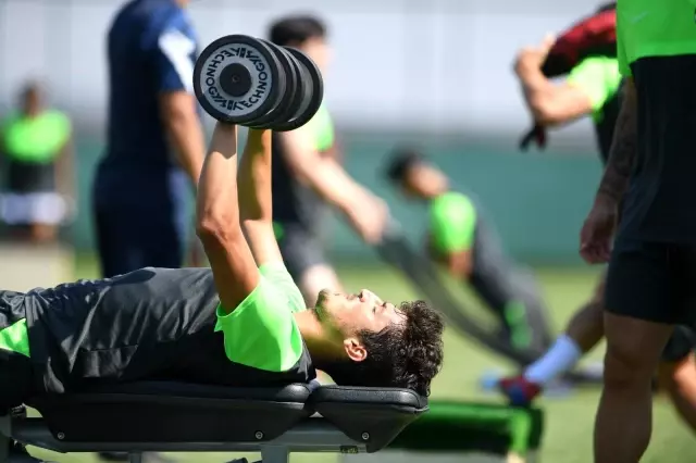 Bursasporlu futbolcular sınırları zorladı
