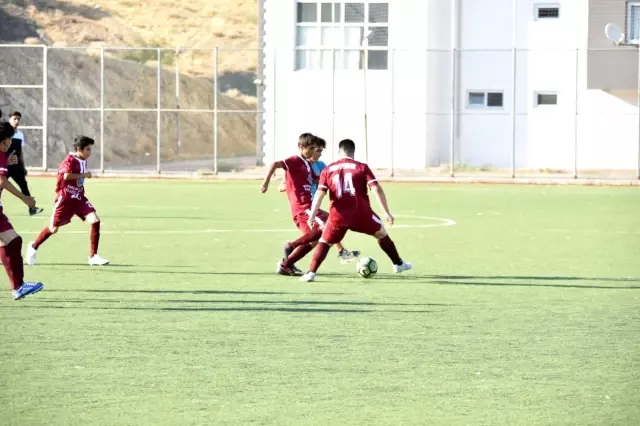 Elazığ'da 'Konteyner Cup' turnuvası başladı