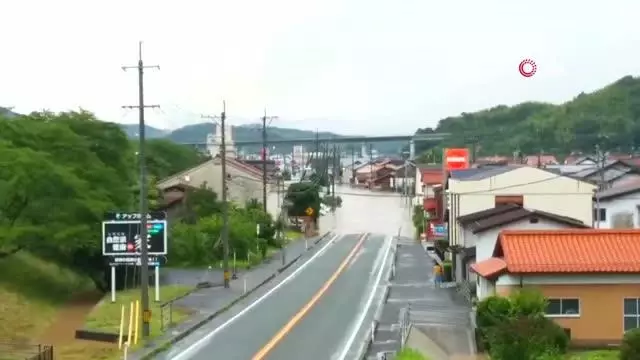 Japonya'da sel felaketi nedeniyle binlerce kişiye tahliye emri verildi