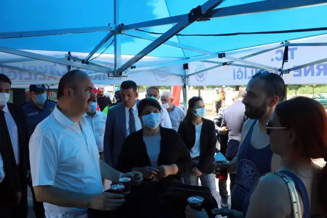 Kapıkule'de gurbetçilerin bekleme süresi 'sondaj usulü'yle hızlandırılıyor