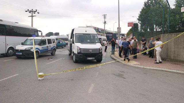kocaeli de iscileri tasiyan servis minibusune 2 14261144 o