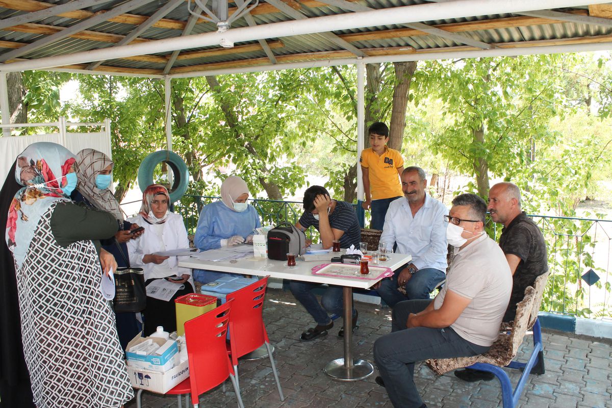 Korkut'ta kadın kursiyerlerden aşılanma çağrısı