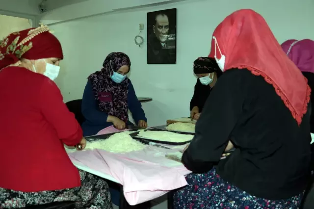 Kurdukları kooperatifle güçlerini birleştiren Amasyalı kadınların ürünleri sofraları süslüyor 2 Kurdukları kooperatifle güçlerini birleştiren Amasyalı kadınların ürünleri sofraları süslüyor