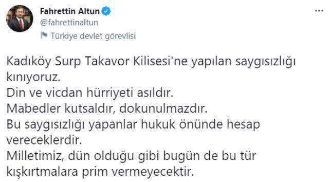 Pes dedirten görüntüler! Kadıköy'de kilise duvarına çıkıp dans ettiler Pes dedirten görüntüler! Kadıköy'de kilise duvarına çıkıp dans ettiler