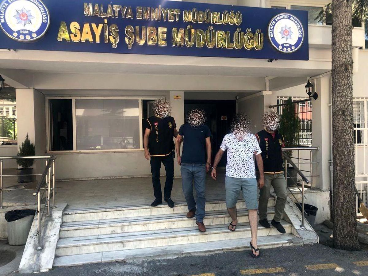 Sahte dekont ile dolandırıcılığa 2 tutuklama