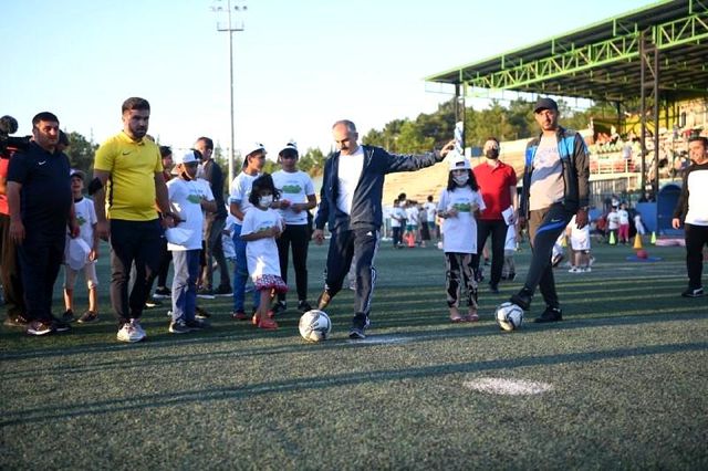 spor festivali renkli goruntulere sahne oldu 2 14262732 o