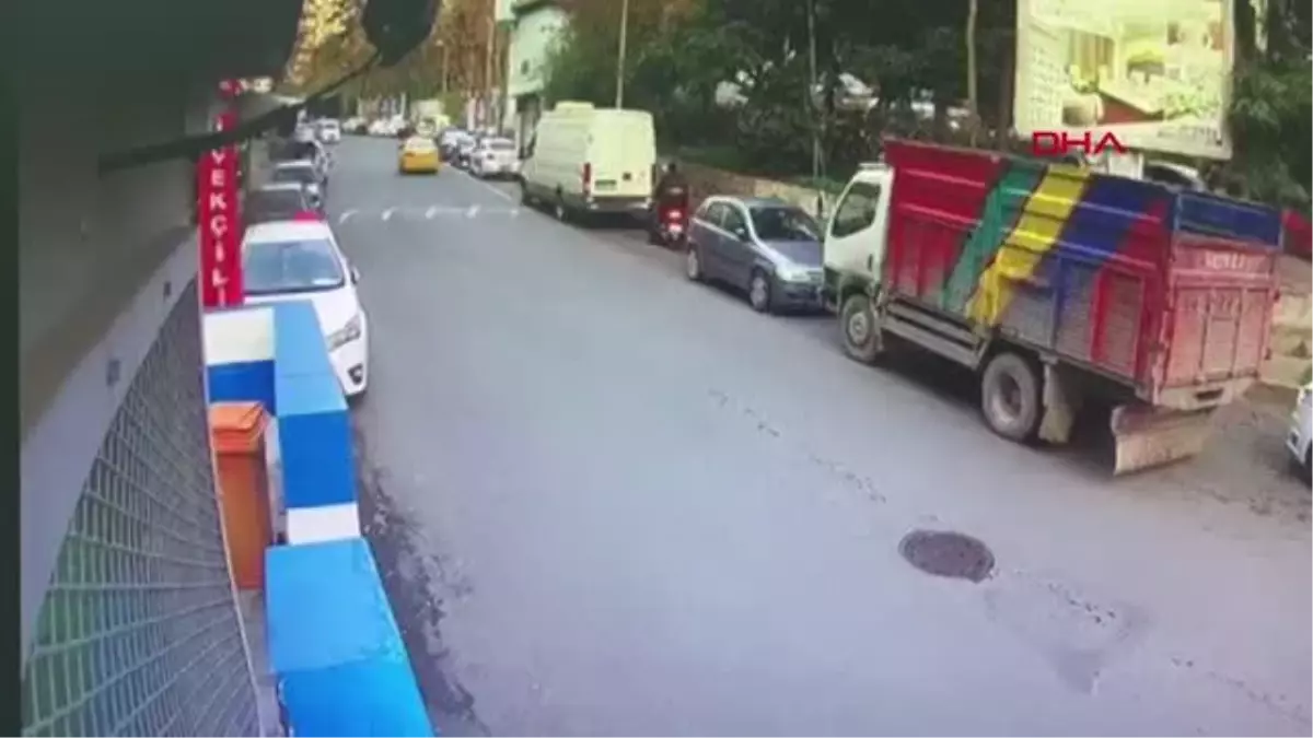 ÜNLÜ ÇİFTİN OĞLU EMRE MAYS'I HASTANE ÖNÜNDE ÖLDÜREN SANIĞIN AİLESİ HAKİM KARŞISINDA