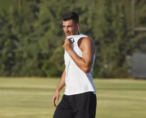Altay'da Ceyhun sahada, Korcan yok