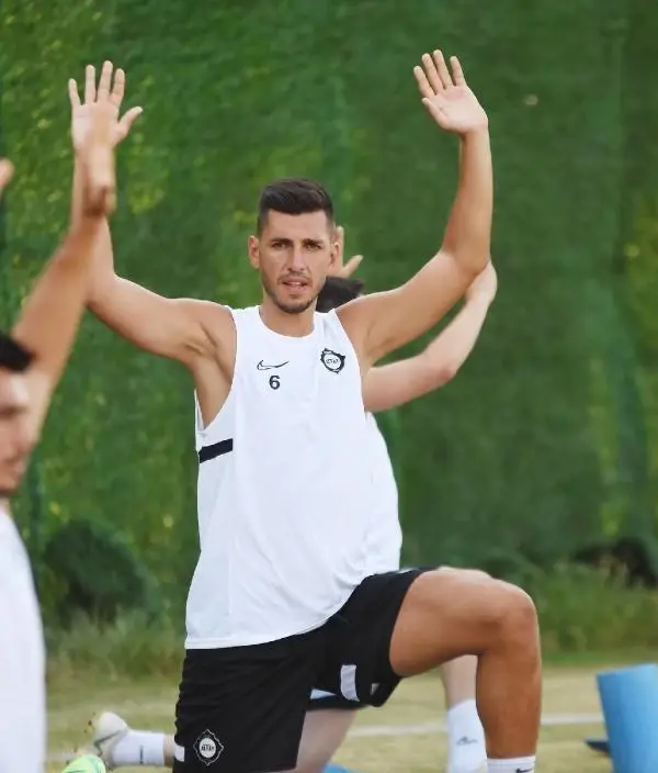 Altay'da Ceyhun sahada, Korcan yok