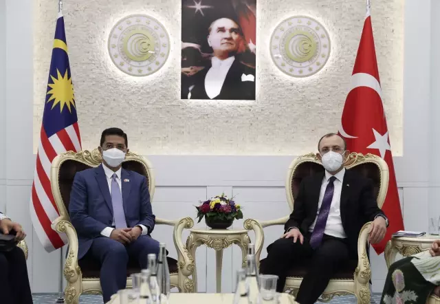 Son dakika haber | Bakan Muş, Malezya Uluslararası Ticaret ve Sanayi Bakanı Ali ile görüştü