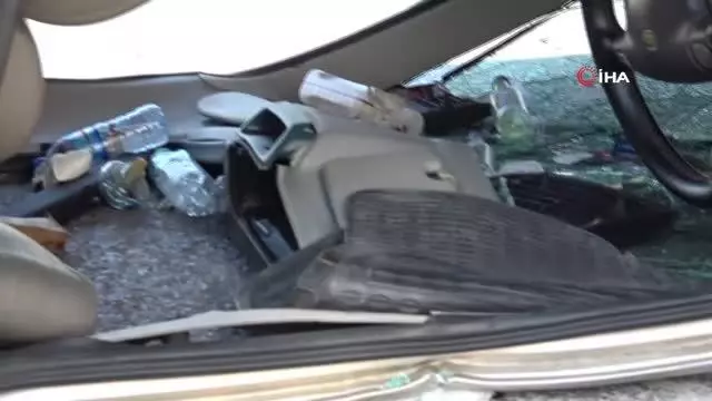 E-5 Tuzla'da kontrolden çıkan lüks cip takla attı: 2 yaralı