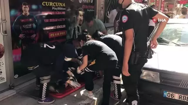 Elazığ'da iki grup arasında taşlı sopalı kavga: 2 yaralı Elazığ'da iki grup arasında taşlı sopalı kavga: 2 yaralı