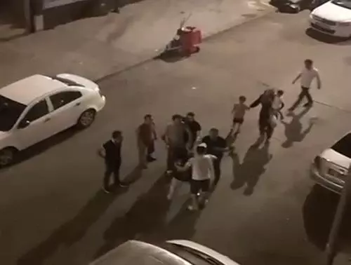 Eşine şiddet uyguladığı için darp edilmek istenen adam, yine eşinin arkasına saklandı Eşine şiddet uyguladığı için darp edilmek istenen adam, yine eşinin arkasına saklandı