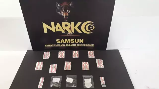 Samsun'da üzerinde uyuşturucuyla yakalanan şüpheli tutuklandı Samsun'da üzerinde uyuşturucuyla yakalanan şüpheli tutuklandı