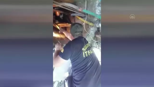 Su kuyusuna düşen yavru kedi kurtarıldı