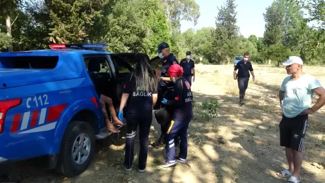 Su seviyesi yükseldi 3 genç ırmakta mahsur kaldı
