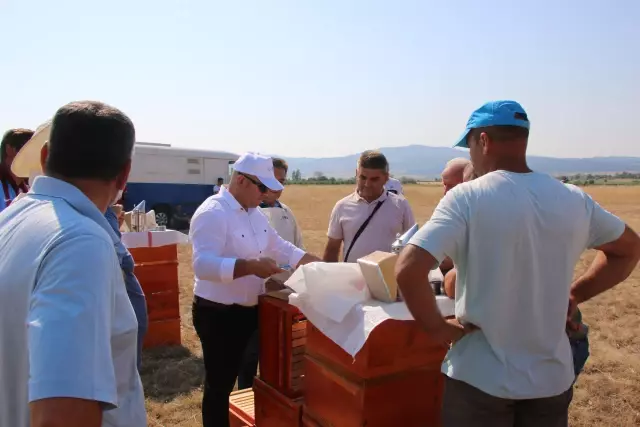 TİKA'dan Kuzey Makedonya'da arıcılığa destek