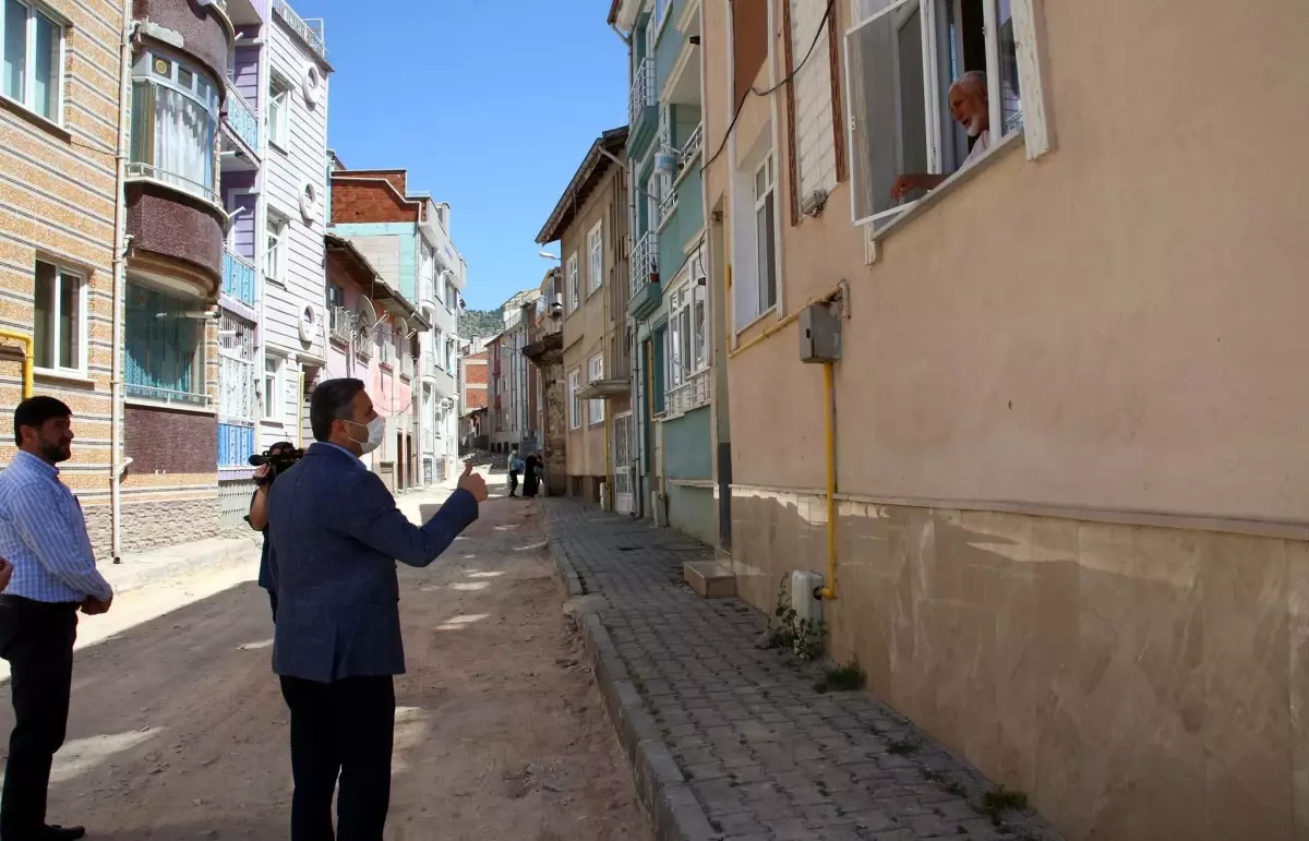 Tokat Belediyesi sokaklarda altyapı çalışmalarını sürdürüyor