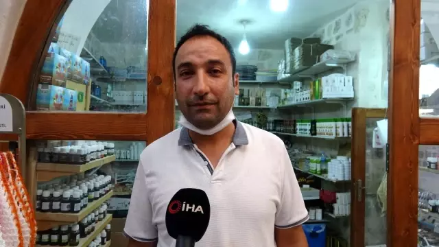 Turist akını esnafın yüzünü güldürdü