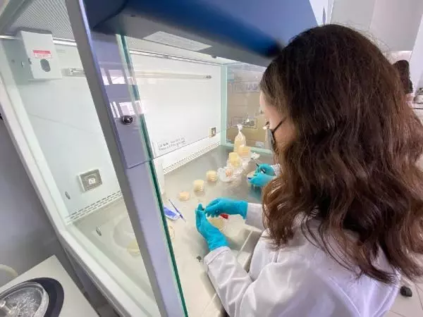 TÜRK BİLİM ADAMLARI, 6 ÜLKEDE 60 YENİ TÜR BAKTERİ KEŞFETTİ