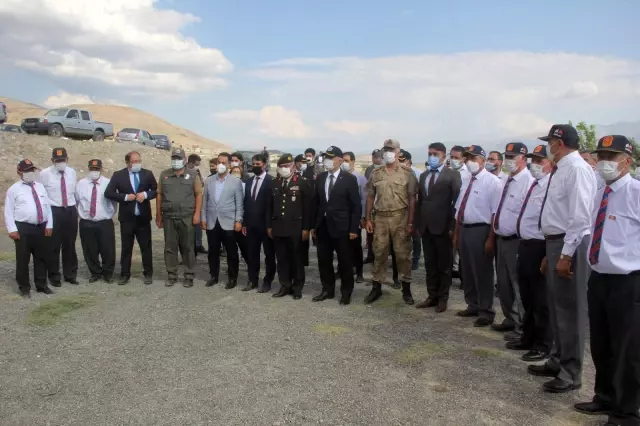 3 yaşındaki şehit yeğeni, dayısı için fidan dikti