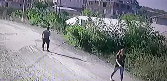 Gebze: Son Dakika | Adım adım takip edip genç kıza dehşeti yaşattı: Takip anları kamerada Gebze: Son Dakika | Adım adım takip edip genç kıza dehşeti yaşattı: Takip anları kamerada