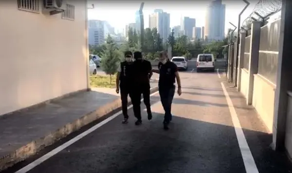 Son dakika! Ankara'da terör operasyonu: 11 gözaltı Son dakika! Ankara'da terör operasyonu: 11 gözaltı