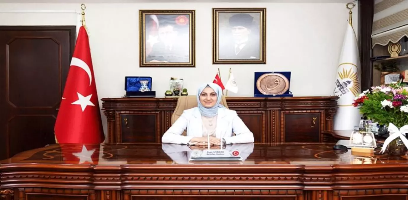 BAŞKAN AYŞE ÇAKMAK, 15 TEMMUZ EZANLARIN DARBEYİ SUSTURDUĞU BİR DESTANDIR